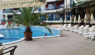 Imagine pentru  Aparthotel Royal Cove 3* valabile pentru Litoral 2025