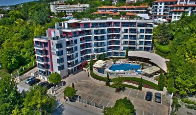 Imagine pentru  Aparthotel Royal Cove 3* valabile pentru Litoral 2025
