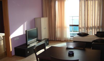 Imagine pentru  Aparthotel Royal Cove 3* valabile pentru Litoral 2025