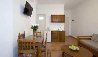 Imagine pentru Alexandra Studios & Apartments 3*  valabile pentru Litoral 2025