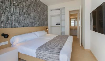 Imagine pentru Aparthotel HM Martinique 4* valabile pentru Litoral 2025