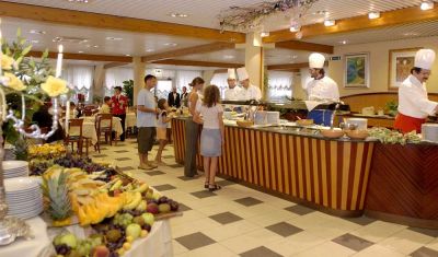 Imagine pentru ApartHotel Holiday 4* valabile pentru Litoral 2025