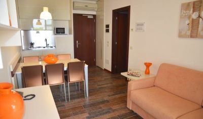 Imagine pentru ApartHotel Holiday 4* valabile pentru Litoral 2025