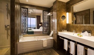 Imagine pentru Barcelo Concorde Green Park Palace 5* valabile pentru Litoral 2025
