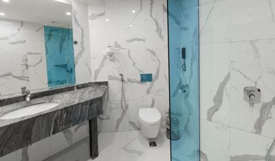 Imagine pentru Best Western Plus Premium Inn Hotel & Casino 4* valabile pentru Litoral 2025