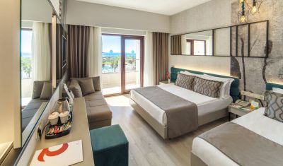 Imagine pentru Club Turan Prince World 5* valabile pentru Litoral 2025