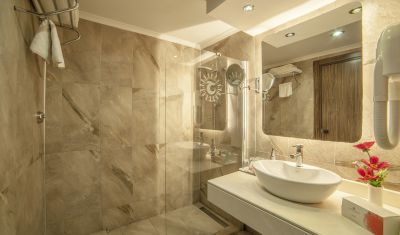 Imagine pentru Club Turan Prince World 5* valabile pentru Litoral 2025