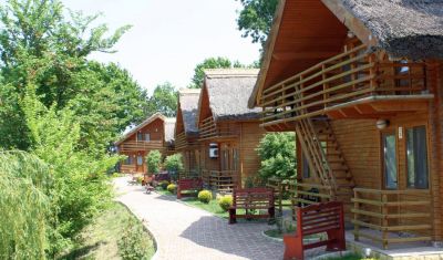 Imagine pentru Complex Lacul Racilor 3* valabile pentru Litoral 2025