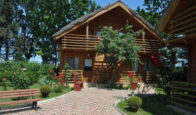 Imagine pentru Complex Lacul Racilor 3* valabile pentru Litoral 2025