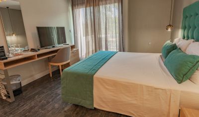 Imagine pentru Esperides Hotel & Suites 3* valabile pentru Litoral 2025