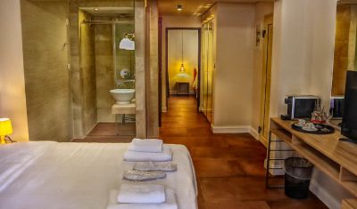 Imagine pentru Esperides Hotel & Suites 3* valabile pentru Litoral 2025
