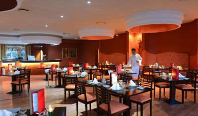 Imagine pentru Golden Tulip Taj Sultan Resort 5* valabile pentru Litoral 2025