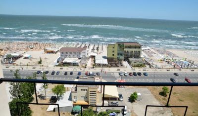 Imagine pentru Grand Hotel Astoria 3* valabile pentru Litoral 2025