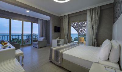 Imagine pentru Grand Ring Hotel 5* valabile pentru Litoral 2025