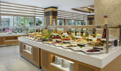 Imagine pentru Grand Ring Hotel 5* valabile pentru Litoral 2025