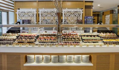 Imagine pentru Grand Ring Hotel 5* valabile pentru Litoral 2025