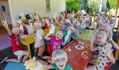 Imagine pentru Grand Ring Hotel 5* valabile pentru Litoral 2025
