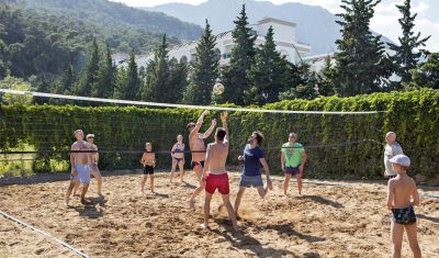 Imagine pentru Grand Ring Hotel 5* valabile pentru Litoral 2025