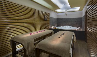 Imagine pentru Grand Ring Hotel 5* valabile pentru Litoral 2025