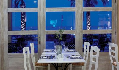 Imagine pentru Grecotel Plaza Beach House 4* valabile pentru Litoral 2025