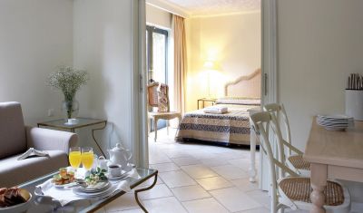 Imagine pentru Grecotel Plaza Beach House 4* valabile pentru Litoral 2025