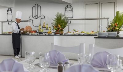 Imagine pentru Hari Club Beach Resort 4* valabile pentru Litoral 2025