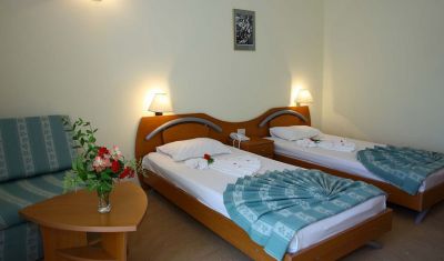 Imagine pentru Holiday Village 4* valabile pentru Litoral 2025
