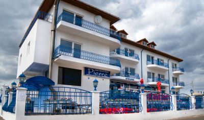 Imagine pentru Hostel Pierre 3* valabile pentru Litoral 2025