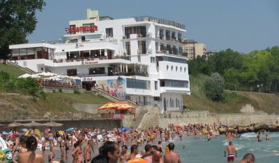 Imagine pentru Hotel Acapulco 3* valabile pentru Litoral 2025