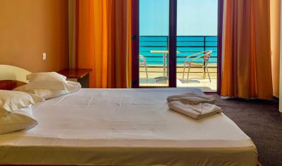 Imagine pentru Hotel Acapulco 3* valabile pentru Litoral 2025