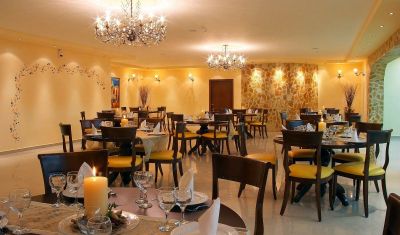 Imagine pentru Hotel Adelais 3* valabile pentru Litoral 2025
