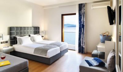 Imagine pentru Hotel Akrathos Beach 4* valabile pentru Litoral 2025
