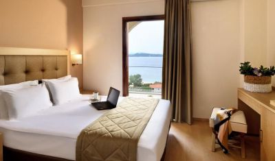 Imagine pentru Hotel Akrathos Beach 4* valabile pentru Litoral 2025