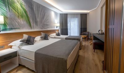 Imagine pentru Hotel Alba Resort 5* valabile pentru Litoral 2025