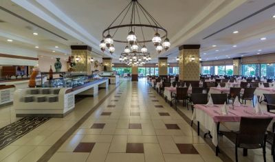 Imagine pentru Hotel Alba Royal 5*(Adults Only 16+) valabile pentru Litoral 2025
