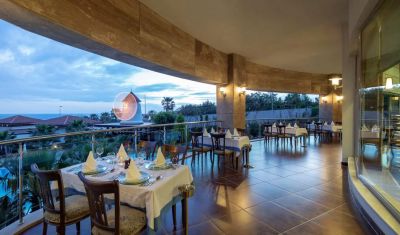 Imagine pentru Hotel Alba Royal 5*(Adults Only 16+) valabile pentru Litoral 2025