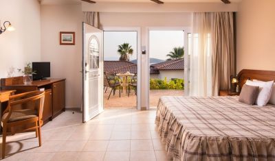 Imagine pentru Hotel Alexandros Palace & Suites 5* valabile pentru Litoral 2025