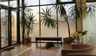 Imagine pentru Hotel Alma Mamaia 3* valabile pentru Litoral 2025