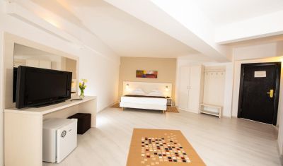 Imagine pentru Hotel Ambasador 4* valabile pentru Litoral 2025