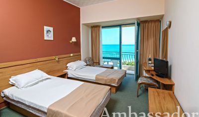 Imagine pentru Hotel Ambassador 3* valabile pentru Litoral 2025