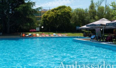 Imagine pentru Hotel Ambassador 3* valabile pentru Litoral 2025