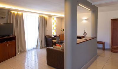 Imagine pentru Hotel Anais 3*  valabile pentru Litoral 2025
