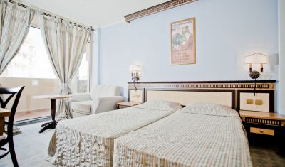 Imagine pentru Hotel Andalusia Beach 3* valabile pentru Litoral 2025