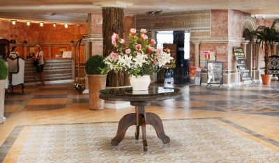 Imagine pentru Hotel Andalusia Beach 3* valabile pentru Litoral 2025