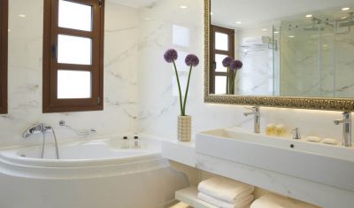 Imagine pentru Hotel Anthemus Sea Beach & Spa 5*  valabile pentru Litoral 2025
