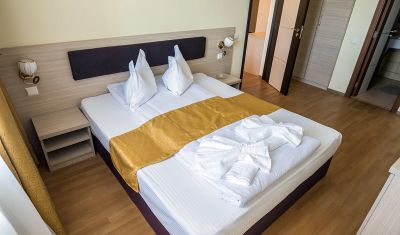 Imagine pentru Hotel Apollo Neptun 3* valabile pentru Litoral 2025