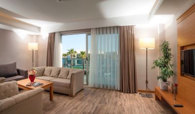 Imagine pentru Hotel Aquasis Deluxe Resort & Spa 5* valabile pentru Litoral 2025