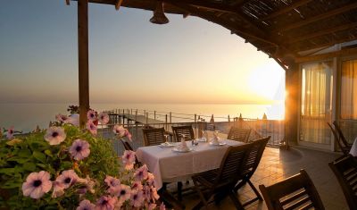 Imagine pentru Hotel Aragosta 4* valabile pentru Litoral 2025