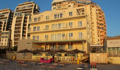 Imagine pentru Hotel Aragosta 4* valabile pentru Litoral 2025