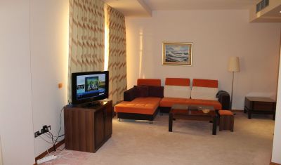 Imagine pentru Hotel Aragosta 4* valabile pentru Litoral 2025